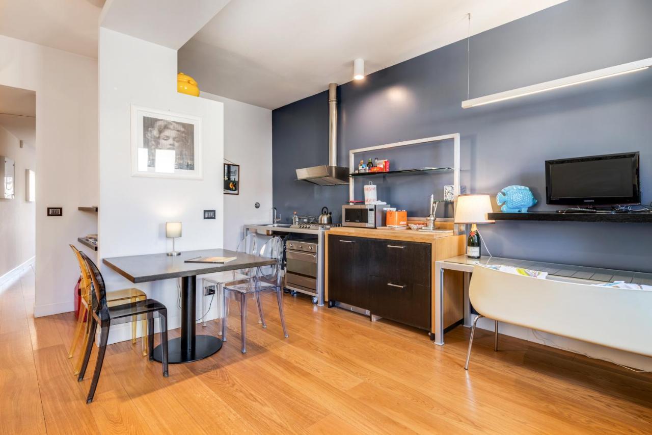 Piazza Santa Croce Design Apartment With Balcony Florença Exterior foto
